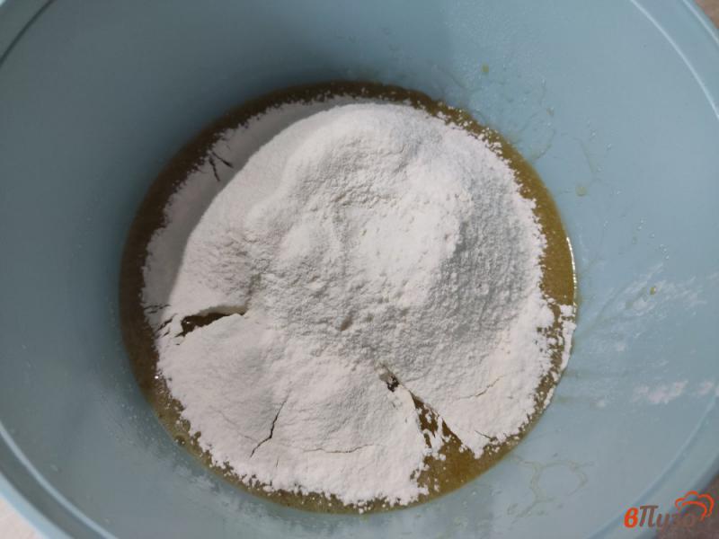 Фото приготовление рецепта: Песочное печенье с вареньем шаг №4
