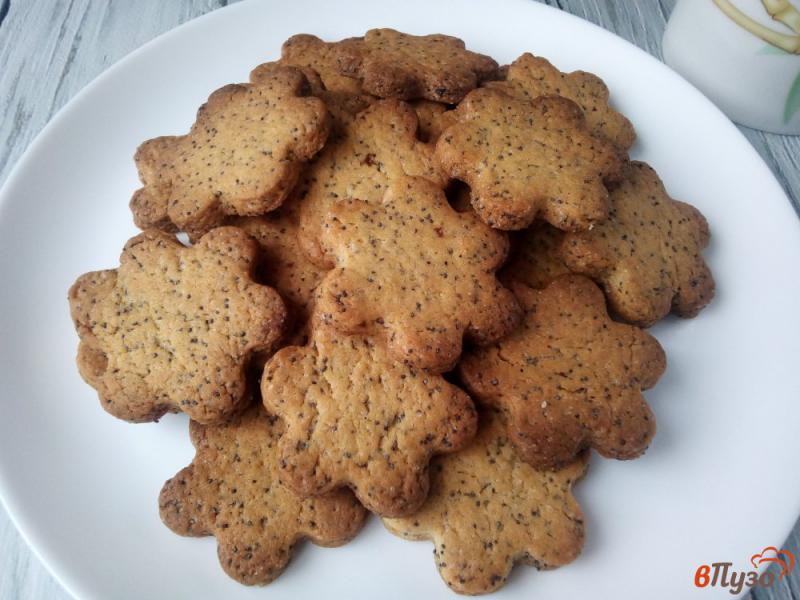 Фото приготовление рецепта: Песочное печенье с маком шаг №7