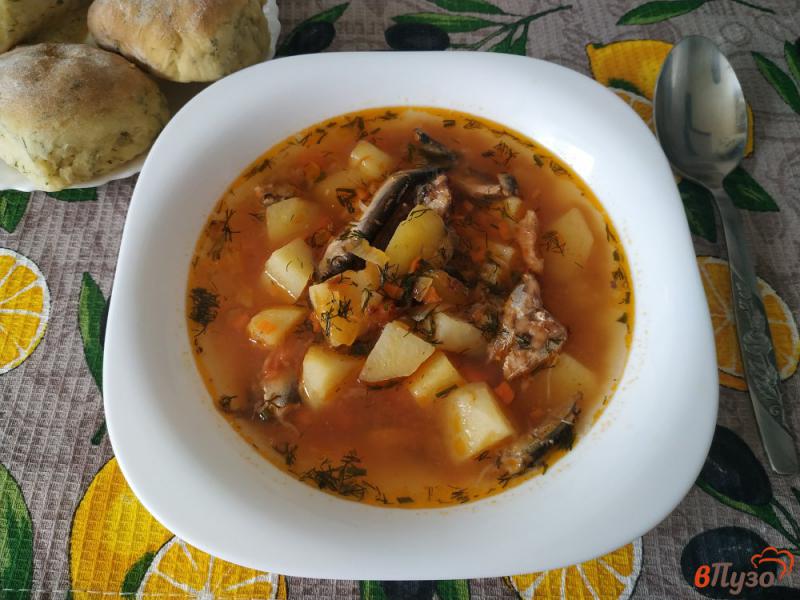 Фото приготовление рецепта: Картофельный суп с килькой в томате шаг №9