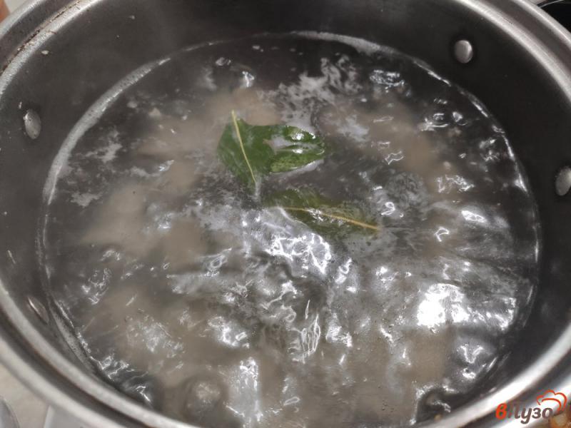 Фото приготовление рецепта: Суп со свининой и рисом шаг №1