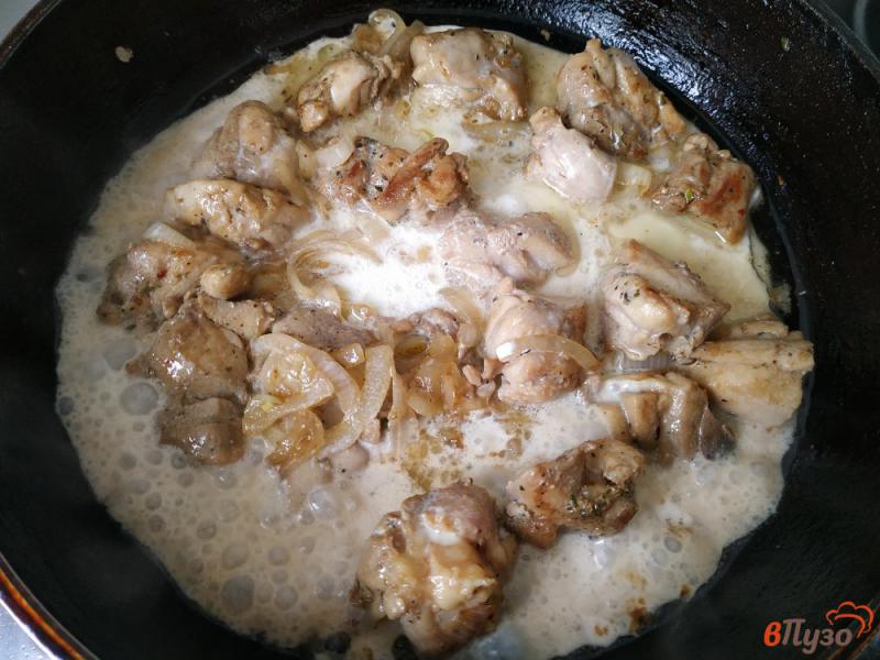 Фото приготовление рецепта: Куриный гуляш в соевом соусе шаг №7
