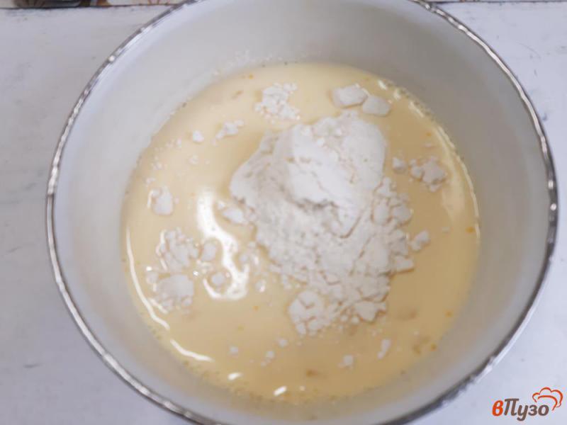 Фото приготовление рецепта: Блинчики на молоке с красной икрой шаг №2