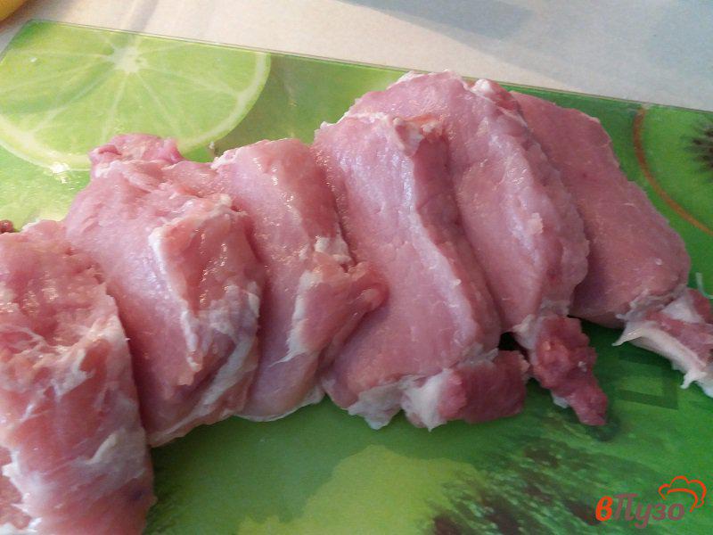 Фото приготовление рецепта: Отбивные из свинины в горчичном маринаде шаг №1