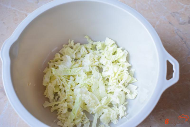 Фото приготовление рецепта: Овощной салат с редисом шаг №1
