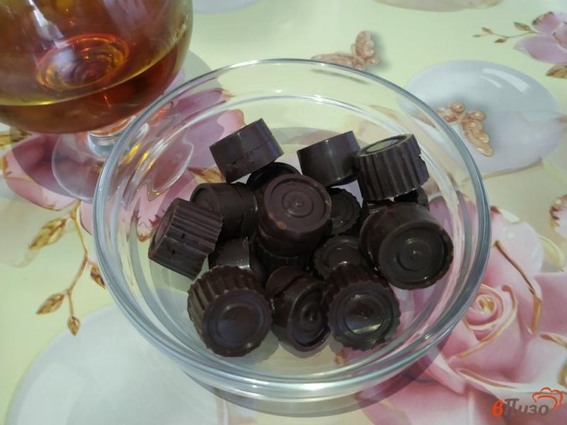 Фото приготовление рецепта: Шоколадные конфеты Пьяная вишня шаг №8