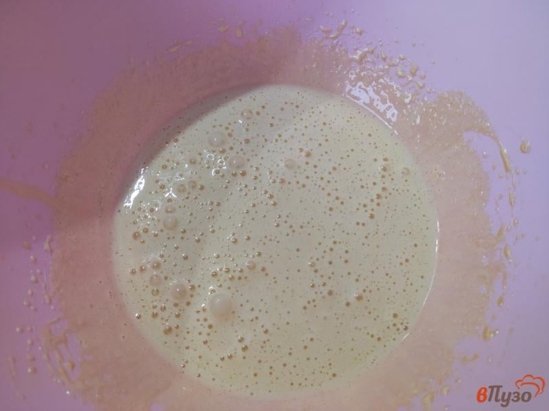 Фото приготовление рецепта: Медовые пряники с белковой глазурью шаг №2