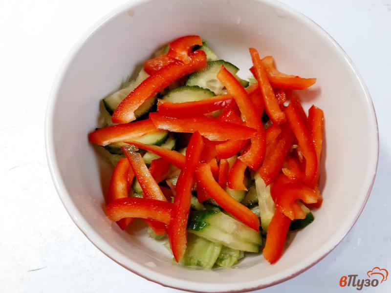 Фото приготовление рецепта: Салат из помидоров с брынзой шаг №6