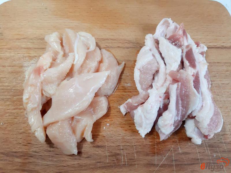 Фото приготовление рецепта: Плов со свининой и курицей шаг №1