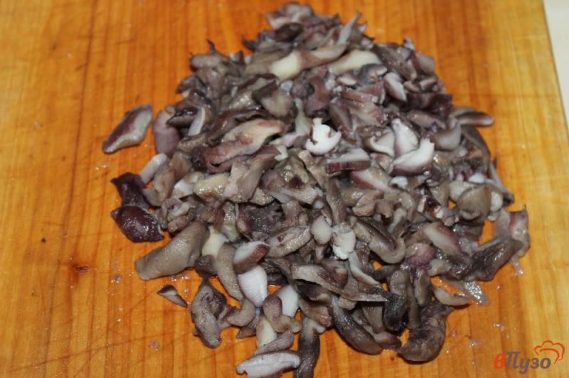 Фото приготовление рецепта: Теплый лаваш с фаршем и грибами шаг №1