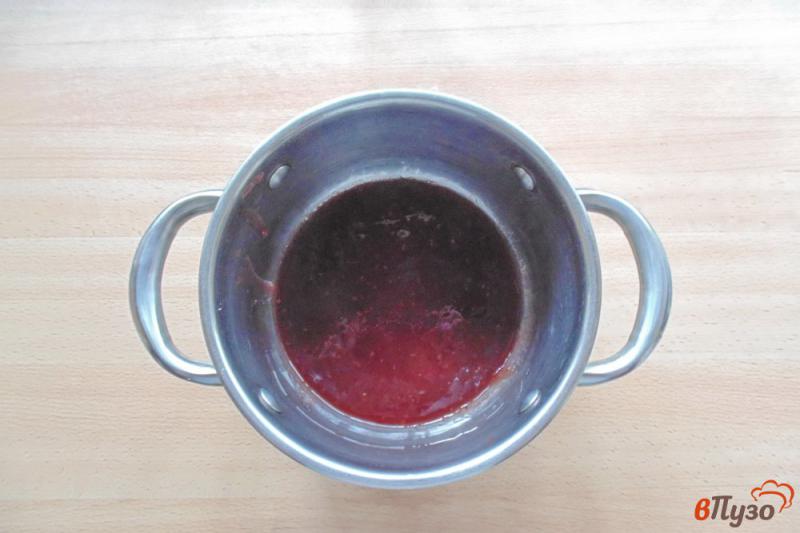 Фото приготовление рецепта: Кисель из малины протертой с сахаром шаг №1
