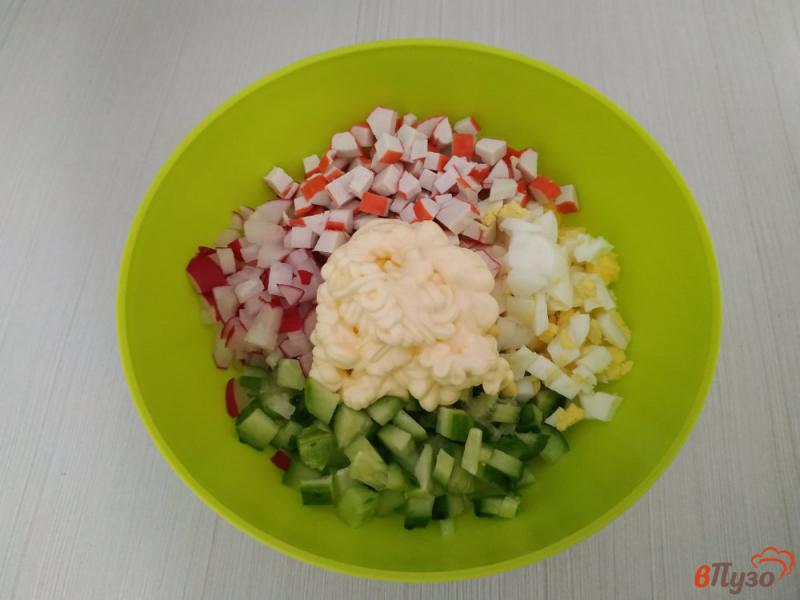 Фото приготовление рецепта: Крабовый салат шаг №5