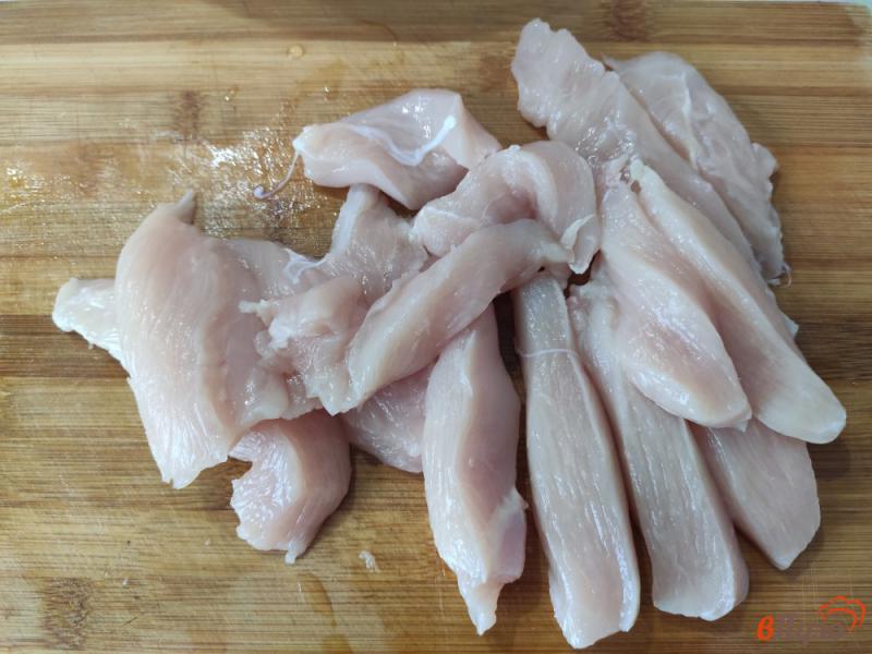 Фото приготовление рецепта: Куриное филе в панировки из клетчатки шаг №1