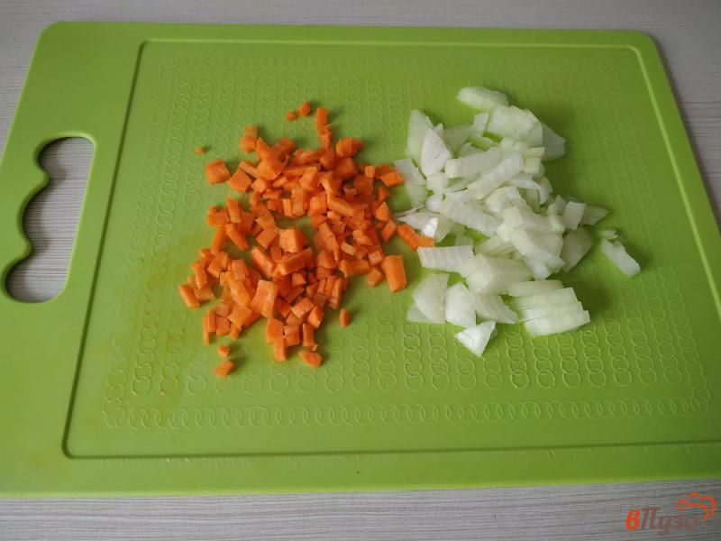 Фото приготовление рецепта: Суп овощной на курином бульоне шаг №2