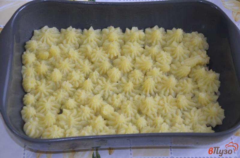 Фото приготовление рецепта: Постная картофельная запеканка с грибами шаг №8