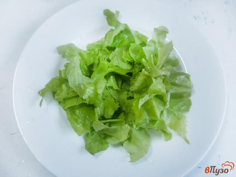 Фото приготовление рецепта: Салат овощной с сладким перцем и фетой шаг №1