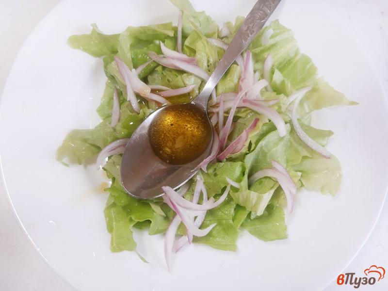 Фото приготовление рецепта: Салат овощной с сладким перцем и фетой шаг №5