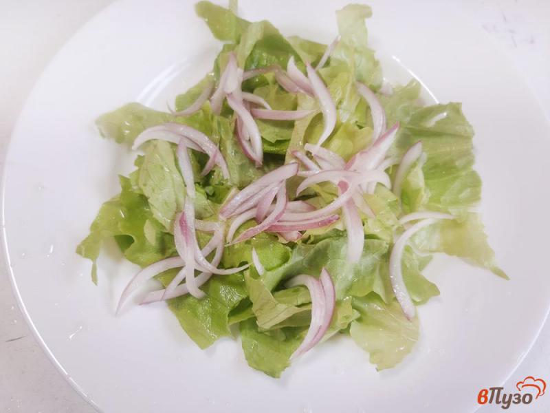 Фото приготовление рецепта: Салат овощной с сладким перцем и фетой шаг №3