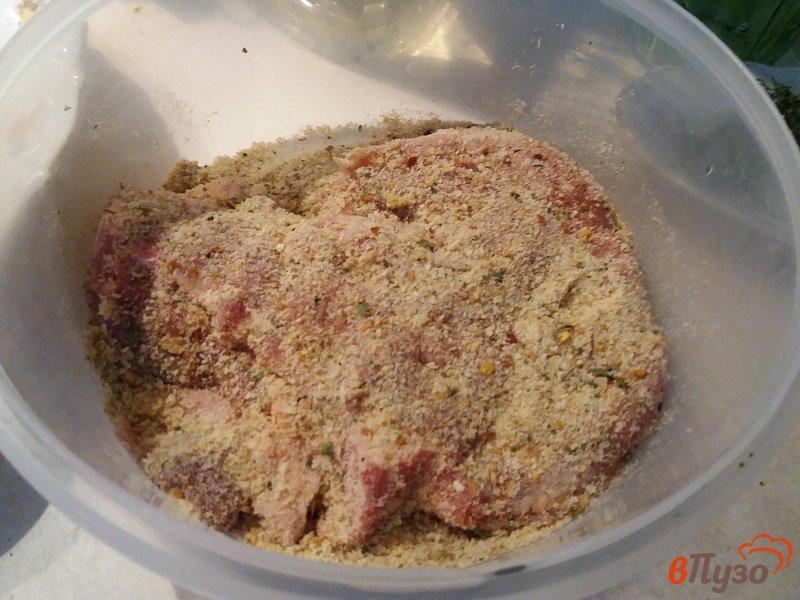 Фото приготовление рецепта: Отбивная из свиной корейки на кости шаг №7