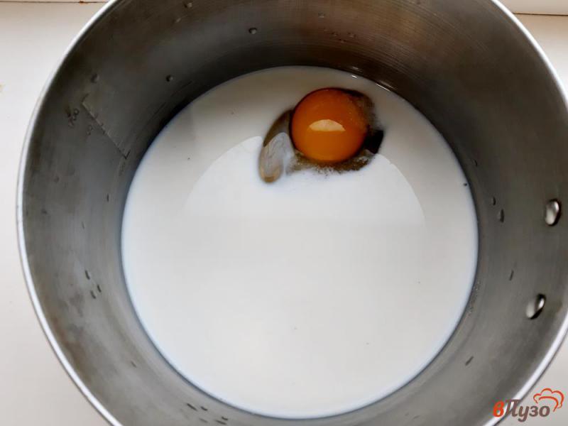 Фото приготовление рецепта: Блины на молоке в шоколаде шаг №1