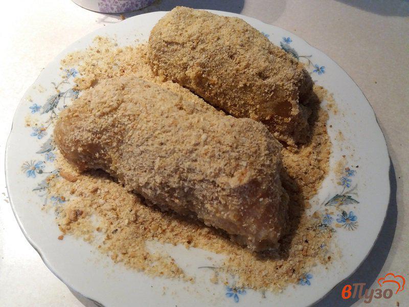 Фото приготовление рецепта: Фаршированные куриные рулетики  грибами шаг №6
