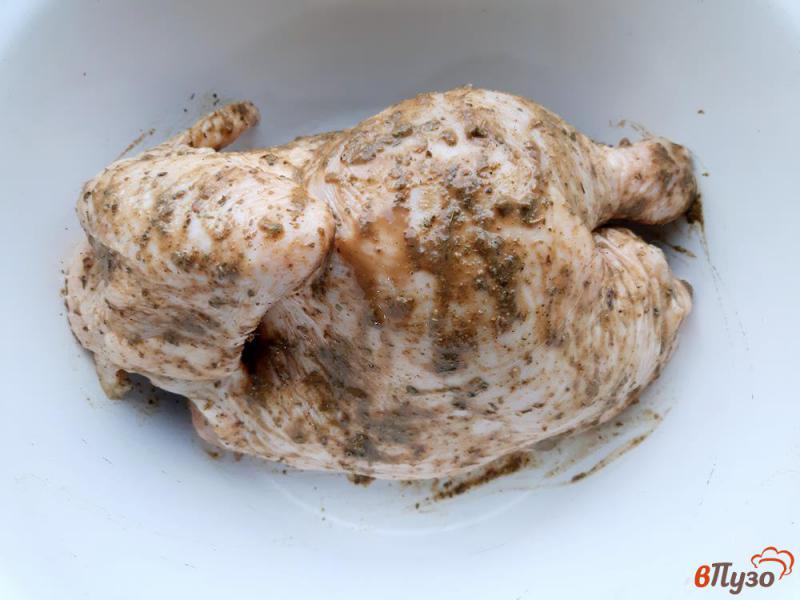 Фото приготовление рецепта: Курица запеченная в рукаве шаг №3