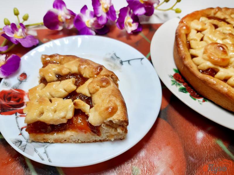 Фото приготовление рецепта: Пирог с вареньем из персиков шаг №16