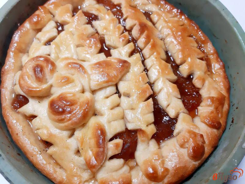 Фото приготовление рецепта: Пирог с вареньем из персиков шаг №15