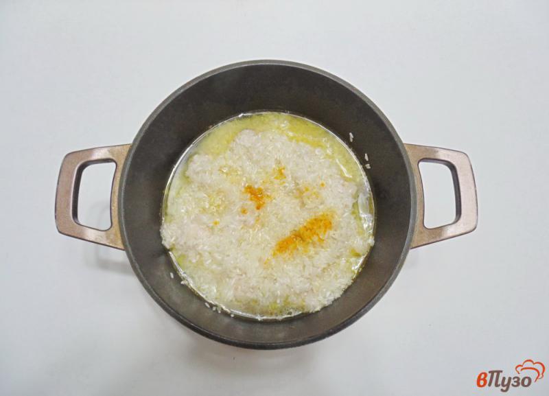 Фото приготовление рецепта: Рисовая каша с тефтелями шаг №6