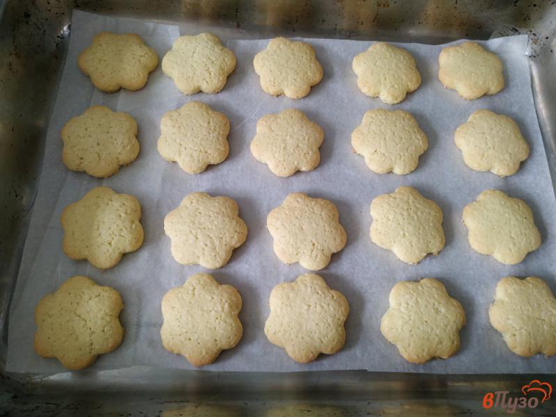 Фото приготовление рецепта: Кокосовое печенье шаг №8