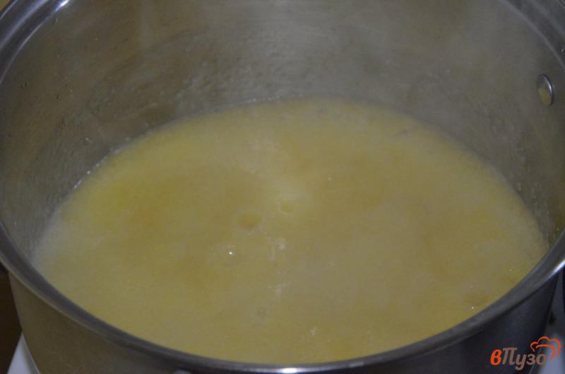 Фото приготовление рецепта: Постная кукурузная каша с грибами шаг №3