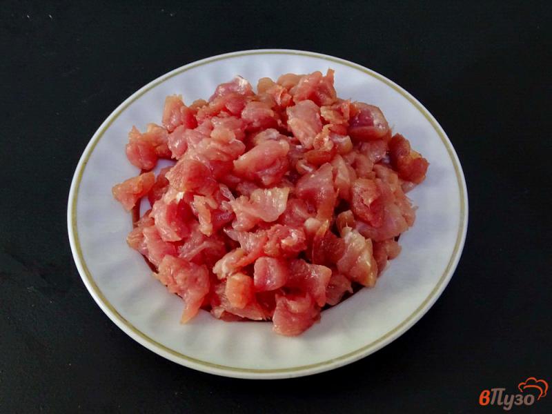 Фото приготовление рецепта: Гречка со свининой на сковороде шаг №2