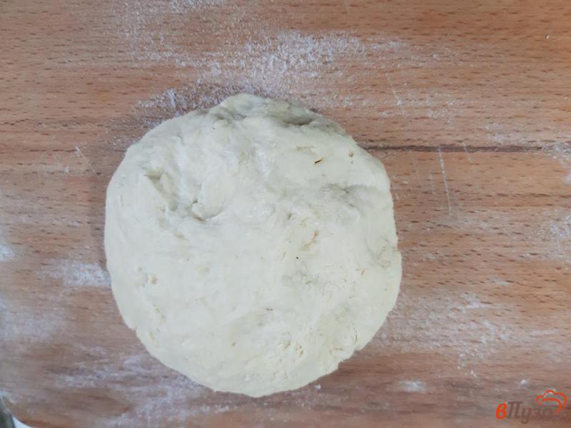 Фото приготовление рецепта: Пирожки жареные с квашеной капустой шаг №9