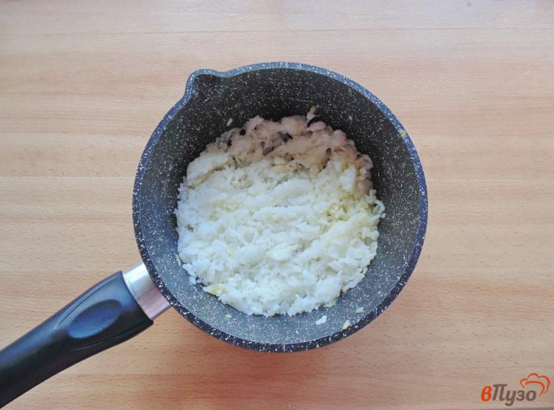 Фото приготовление рецепта: Рис с овощами и зеленым горошком шаг №1
