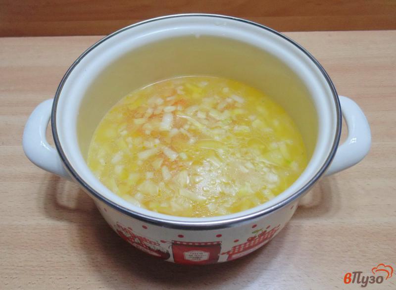 Фото приготовление рецепта: Овощной суп со спаржевой фасолью шаг №2