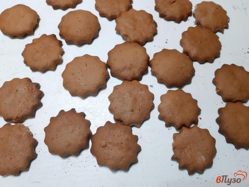 Фото приготовление рецепта: Печенье с какао и сгущенкой шаг №12