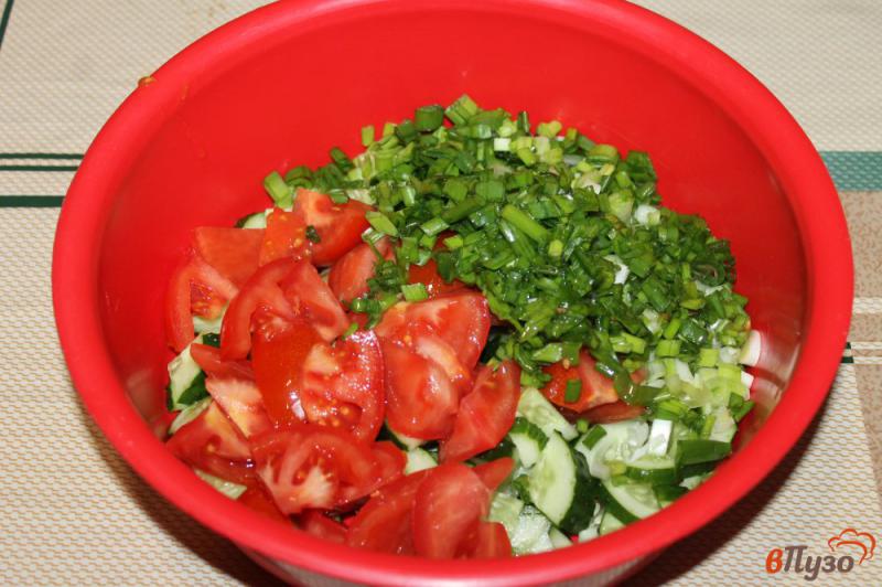 Фото приготовление рецепта: Овощной салат с сыром шаг №3