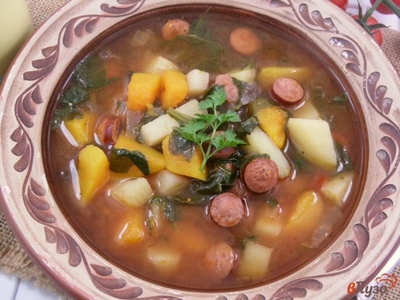 Фото приготовление рецепта: Суп с овощами и охотничьими колбасками шаг №8