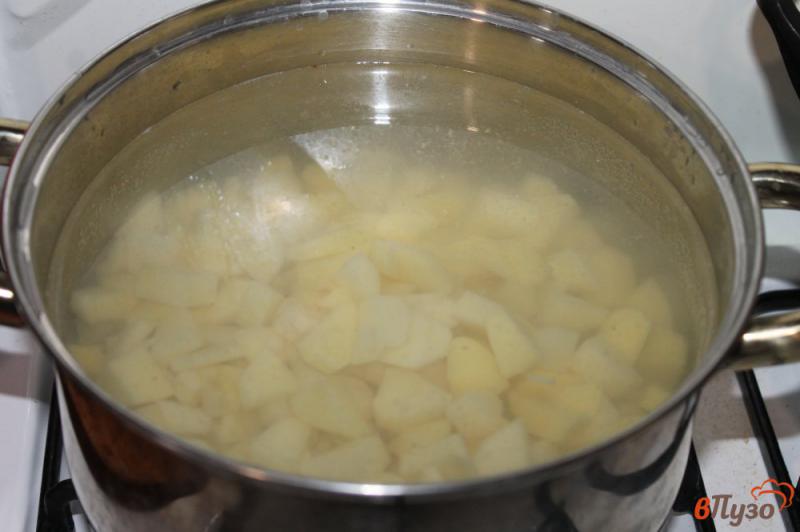 Фото приготовление рецепта: Суп с гречкой и фрикадельками шаг №1