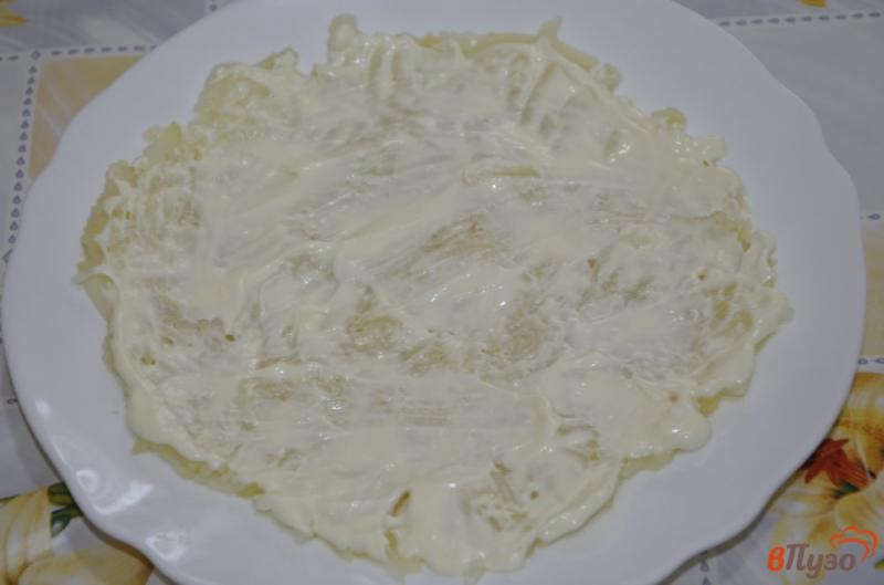 Фото приготовление рецепта: Постный слоеный  салат с консервированной скумбрией шаг №2