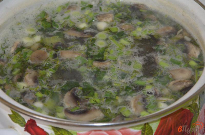 Фото приготовление рецепта: Постный грибной суп с сельдереем и нутом шаг №6