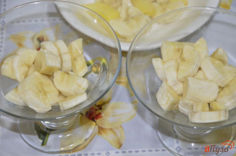 Фото приготовление рецепта: Вишнево-яблочное желе с бананом шаг №4