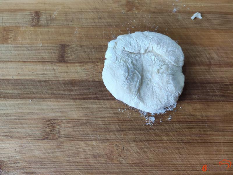 Фото приготовление рецепта: Пирожки с картофельным пюре и сыром шаг №8