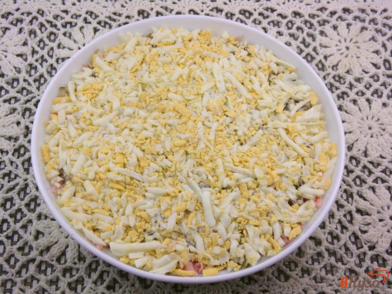 Фото приготовление рецепта: Салат слоеный с картофелем и ветчиной шаг №4