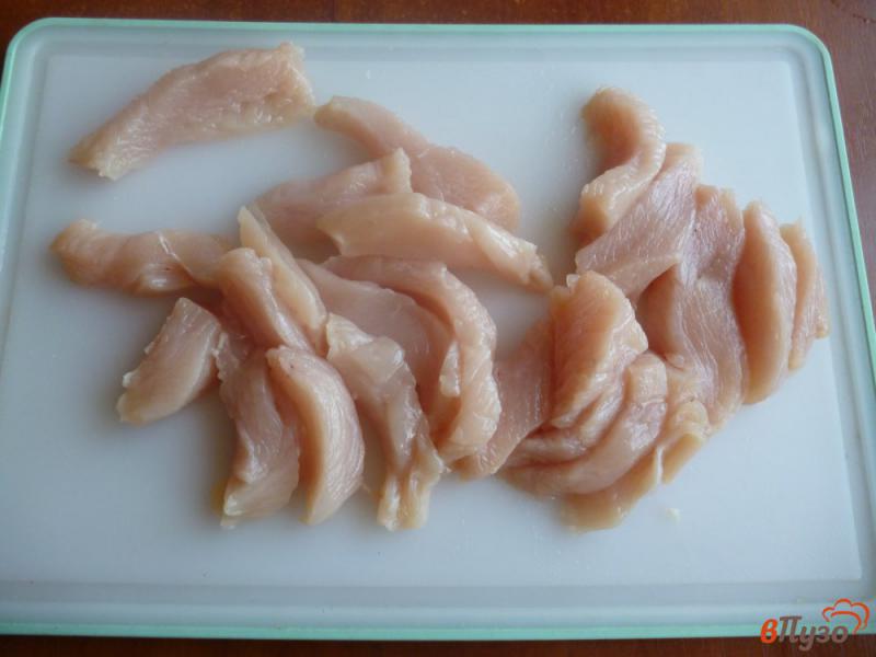 Фото приготовление рецепта: Куриное филе с кунжутом шаг №1