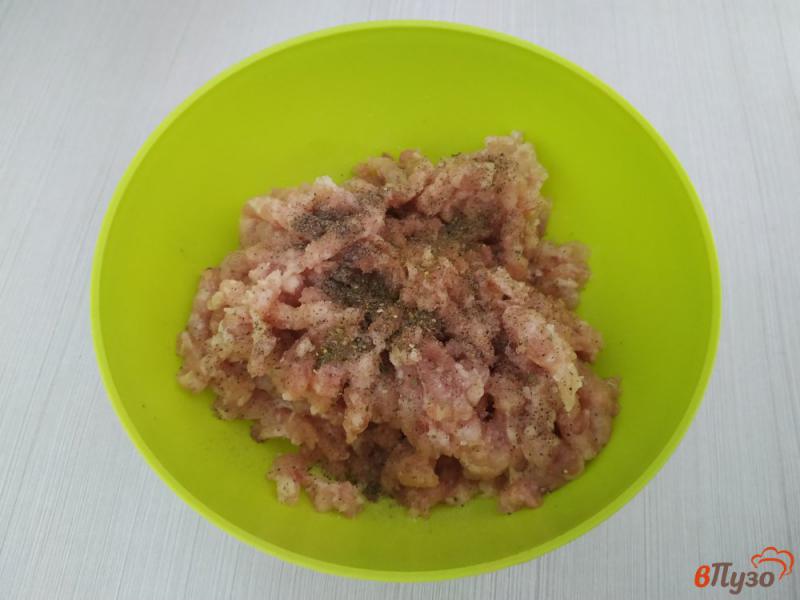 Фото приготовление рецепта: Рисовая запеканка с мясом шаг №3