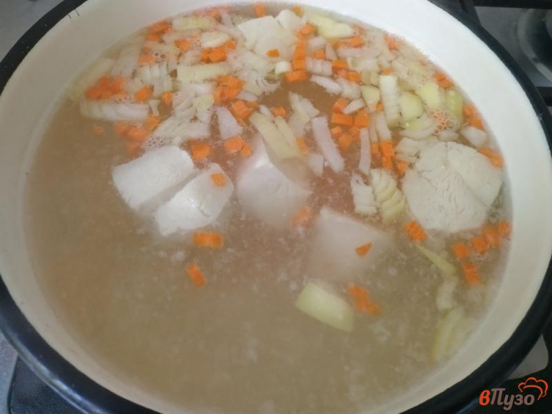 Фото приготовление рецепта: Куриный суп на втором бульоне шаг №6