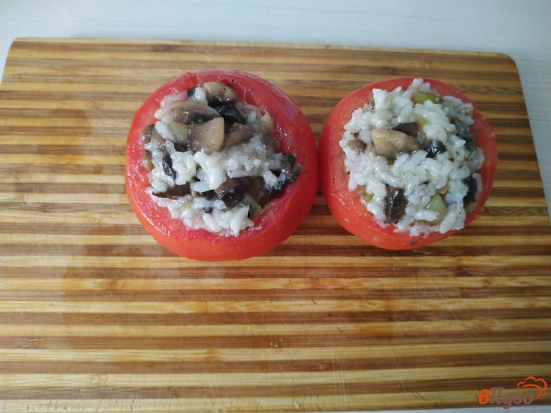 Фото приготовление рецепта: Фаршированные помидоры шаг №7