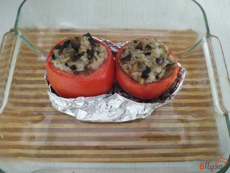 Фото приготовление рецепта: Фаршированные помидоры шаг №9