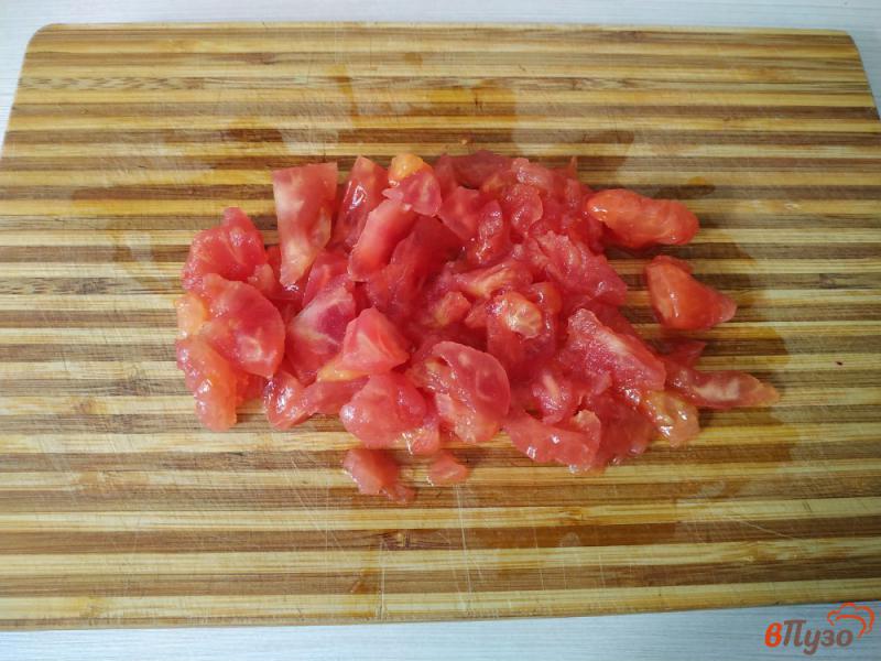 Фото приготовление рецепта: Паста с томатами тушёная в сковороде шаг №4