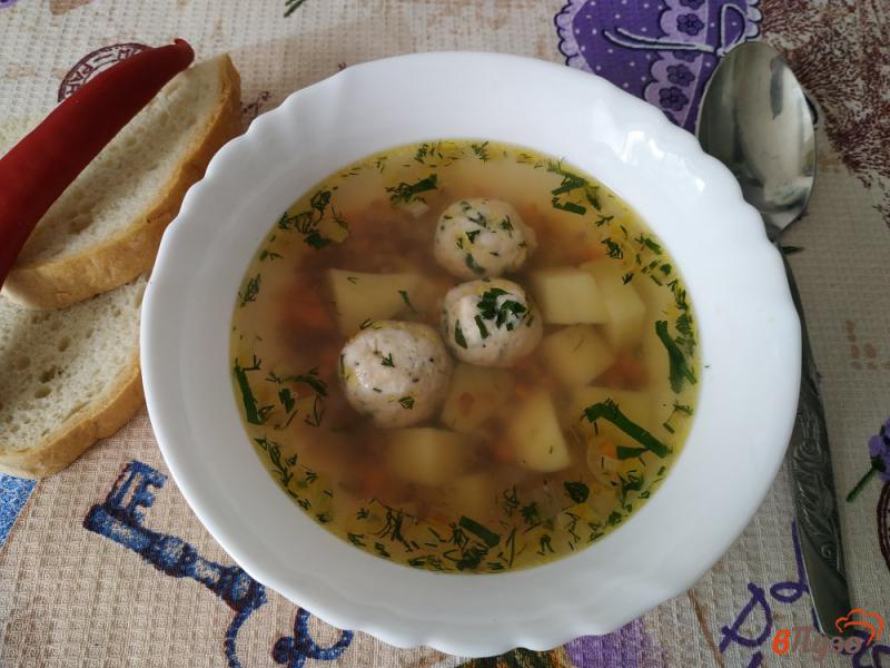 Фото приготовление рецепта: Суп гречневый с фрикадельками шаг №11